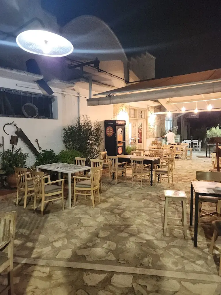 The Olive, Wine And Cook House_Violí Charáki_slider_image_3