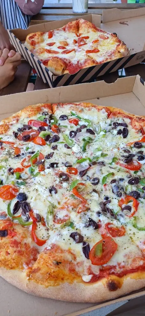 Private Nutzer_Pizza Palace Tympaki_Tympáki_review