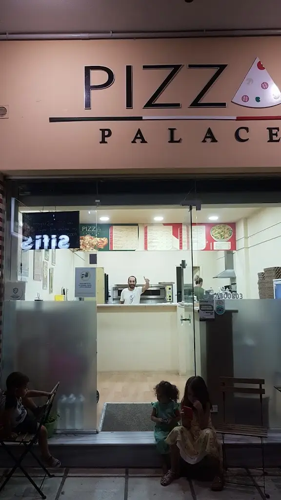 Pizza Palace Tympaki Restaurant in Tympáki