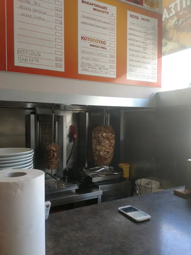 Menü_CHICKEN TYMPAKIOY_Tympáki_Bild_1