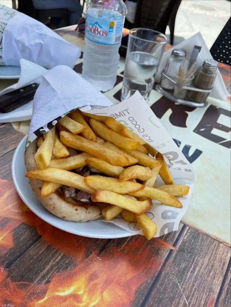 Menü_CHICKEN TYMPAKIOY_Tympáki_Bild_2