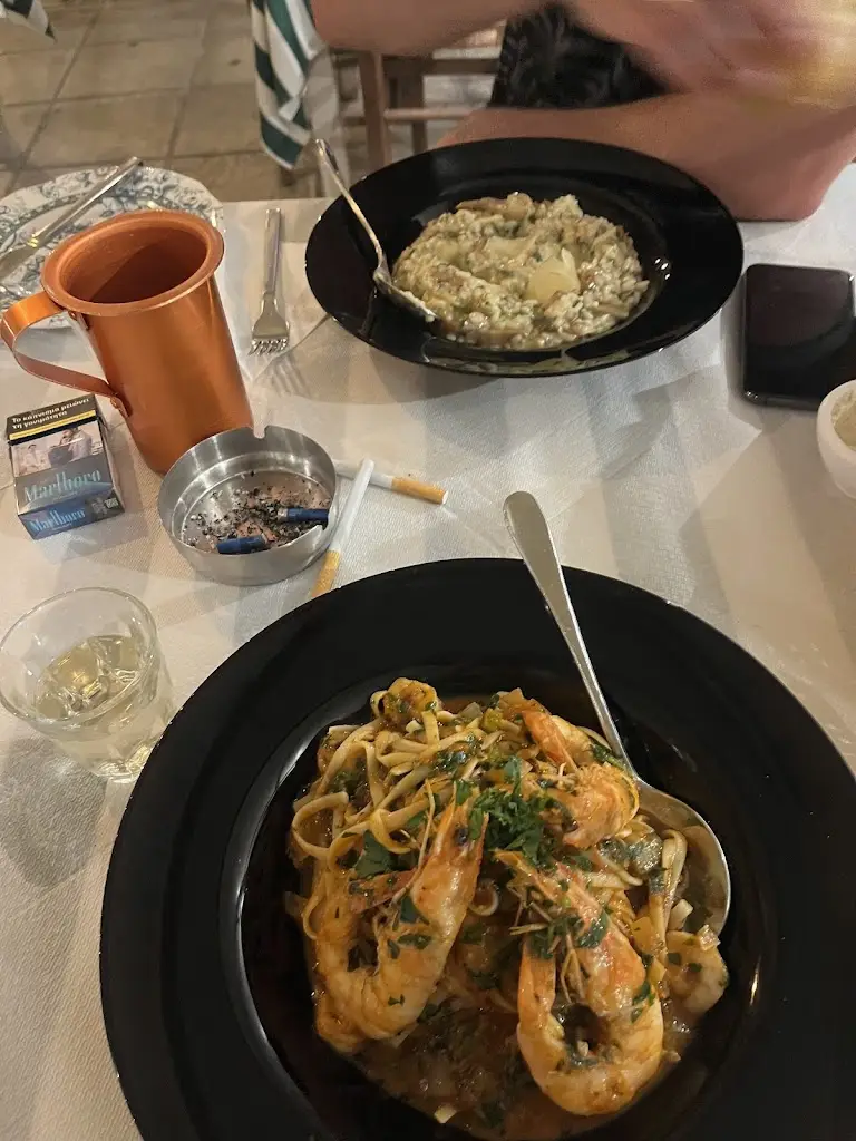 Adriana Zyberi_Vafis aposperida_Tympáki_Bewertung