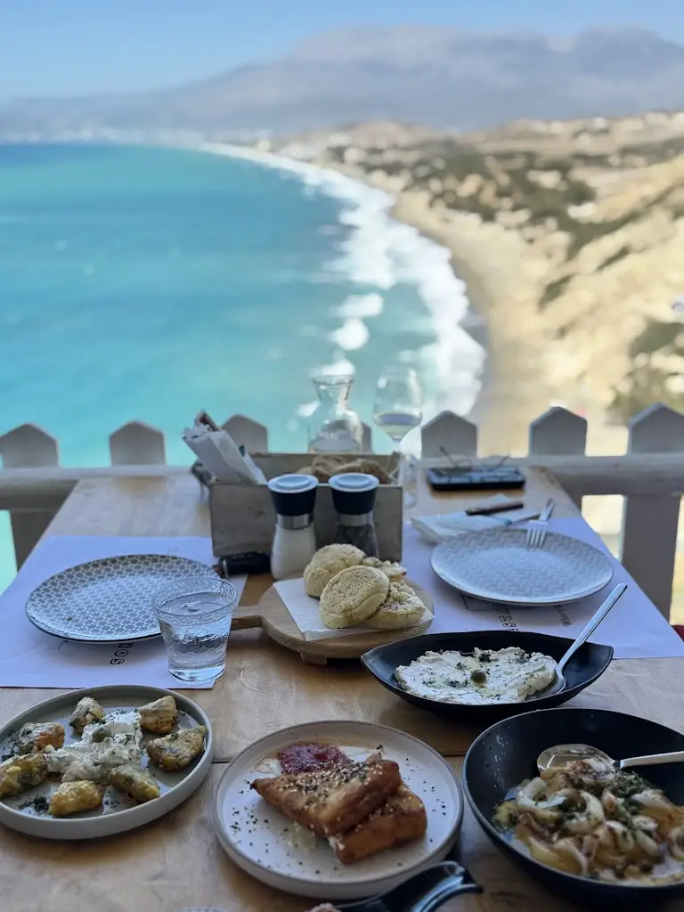 Aleko's Fish Taverne Vrachos_Tympáki_slider_image_3