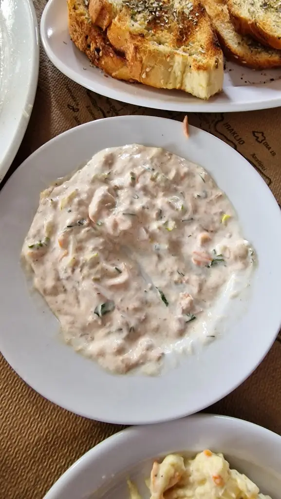 Menü_Traditional Restaurant Imeros_Tympáki_Bild_5