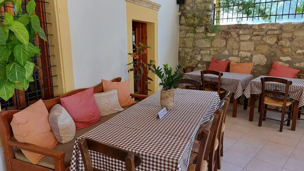 François THOMAS_Taverna Alekos_Tympáki_review