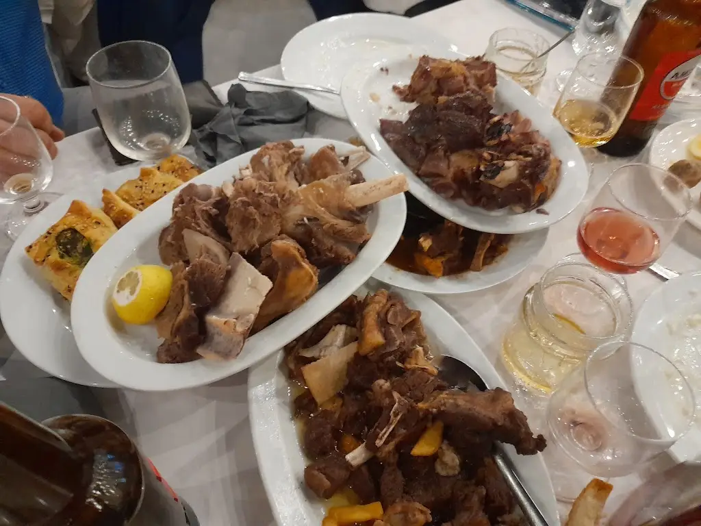 Menü_Kontaros_Vrýses_Bild_4