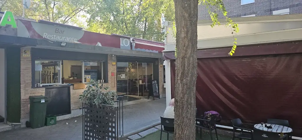 are BZ_Parasia Tavern_Vrýses_avis