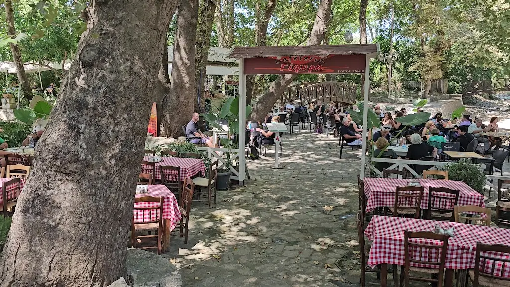 Cafe Γεφυρα All Day restaurant_Vrýses_slider_image_2