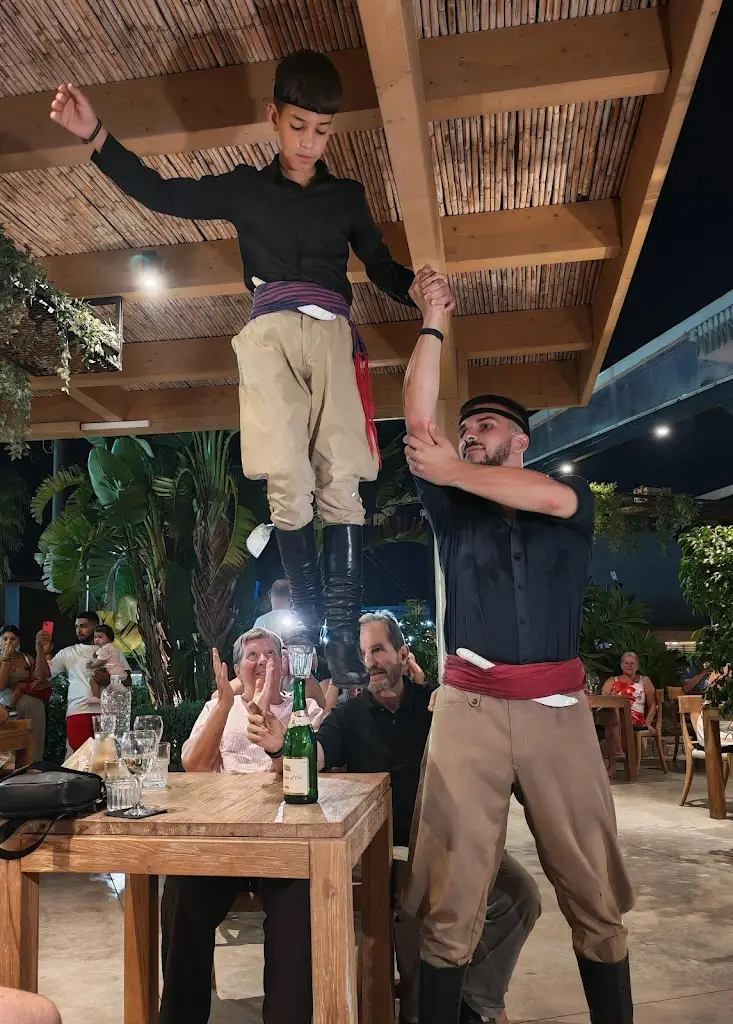 Jimbouk_Restaurant Kostas_Stalís_review