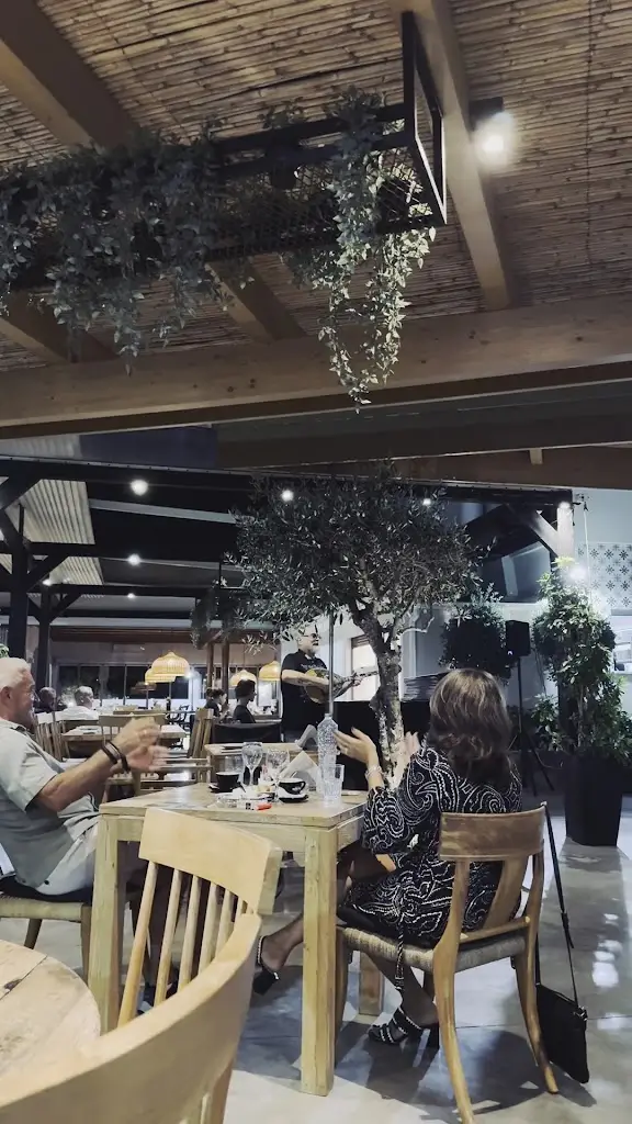 Restaurant Kostas_Stalís_slider_image_2