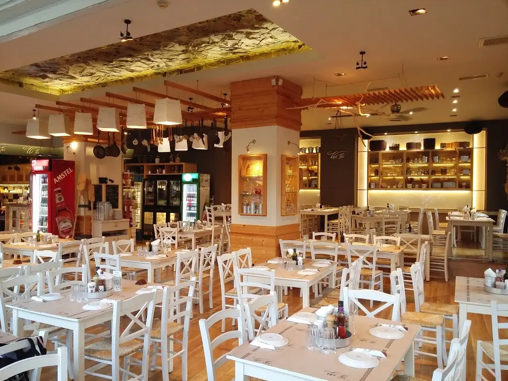 Tsi Tsi Restaurant in Glyfáda