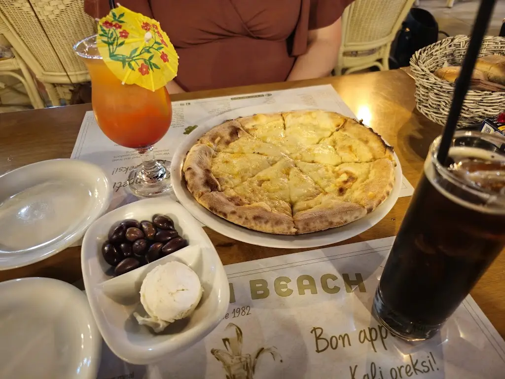 Menu_Maria's Golden Beach_Stalís_image_7