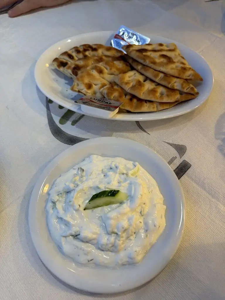 Chloe Burns_Kelariko_Stalís_Bewertung