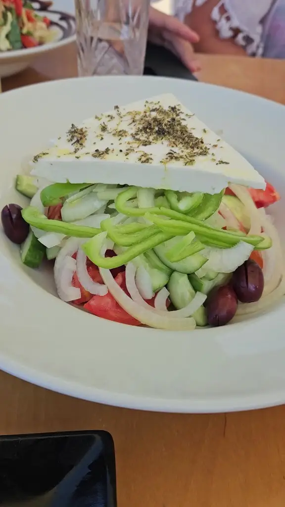 THE GREEK GRILL_Stalís_slider_image_2