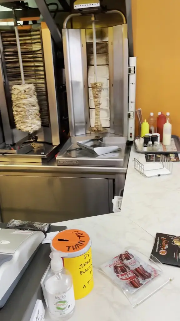 Chippy's Fast Food and Grill_Stalís_slider_image_2