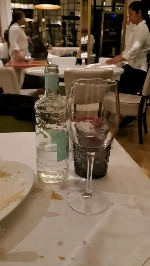 Maistrali_Stalís_slider_image_2