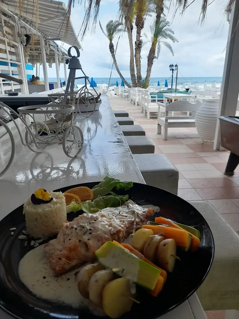 Ocean - Bar & Restaurant_Stalís_slider_image_3