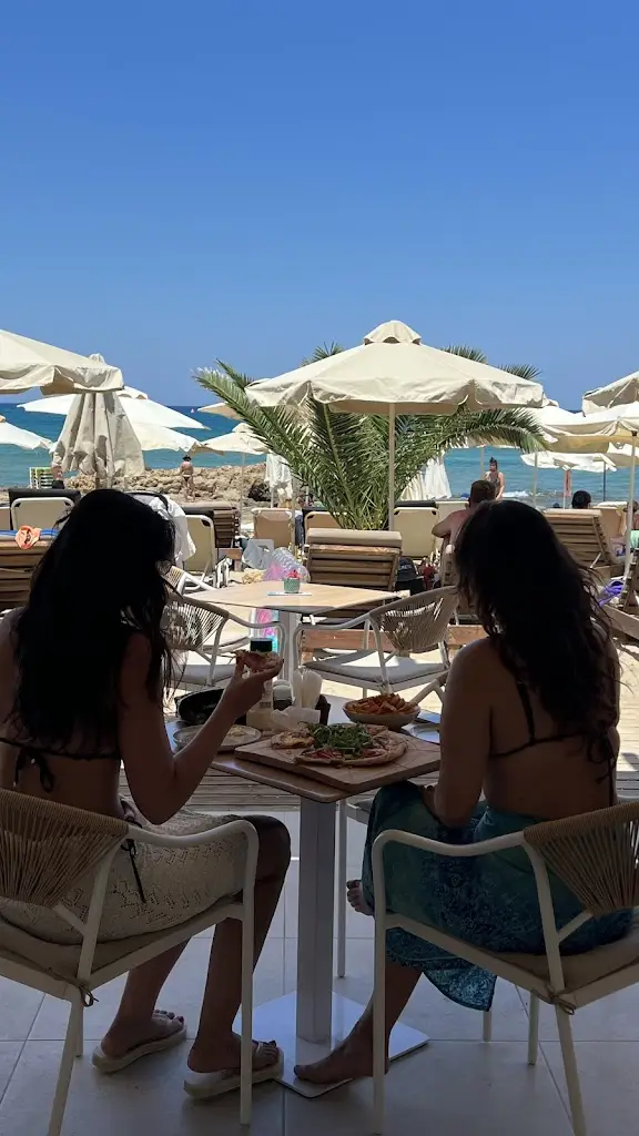 Kyma beach Restaurant in Stalís