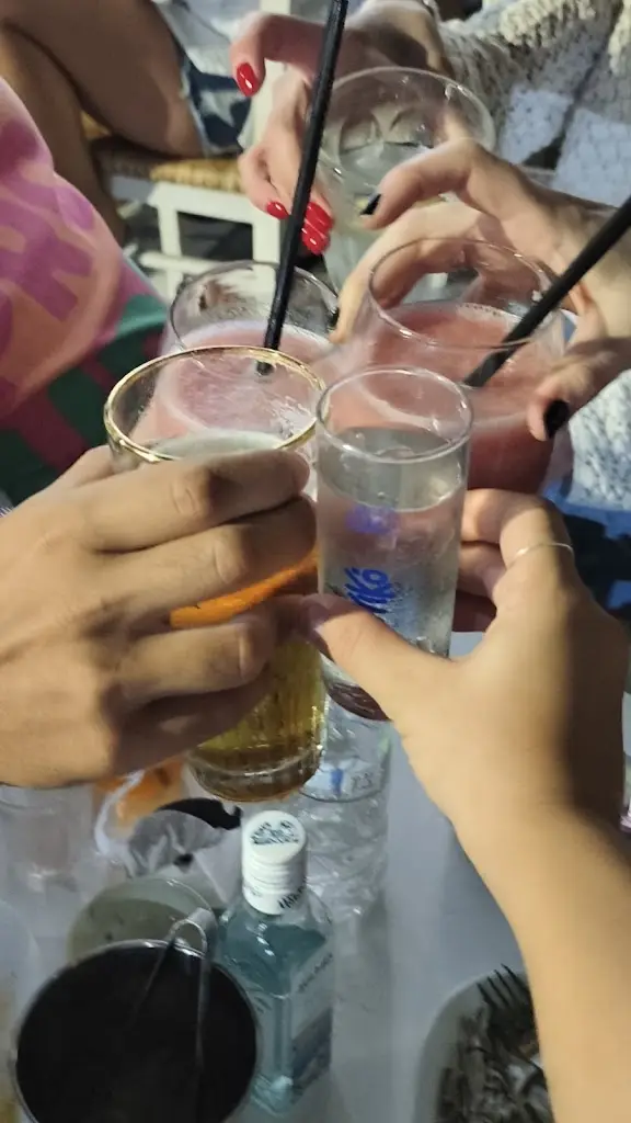 Elisa Sym_Ξα σου_Agios Efstratios_review