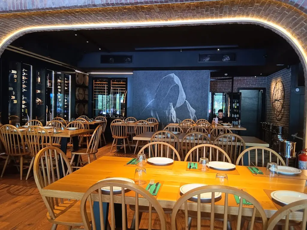 Monk Gastrobar_Glyfáda_slider_image_3