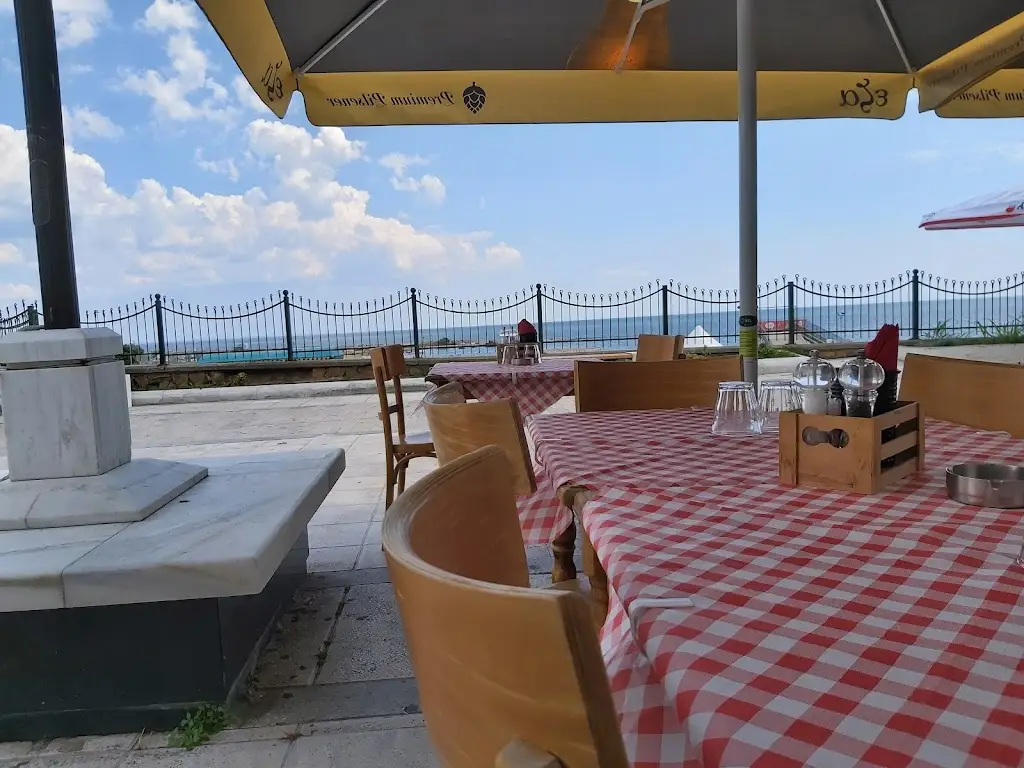 Barolo Trattoria Restaurant in Alexandroupoli