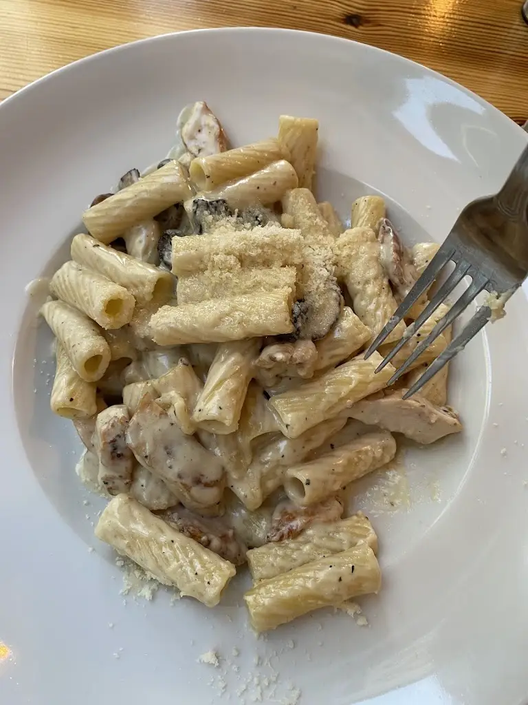 Spontini_Chios_slider_image_3