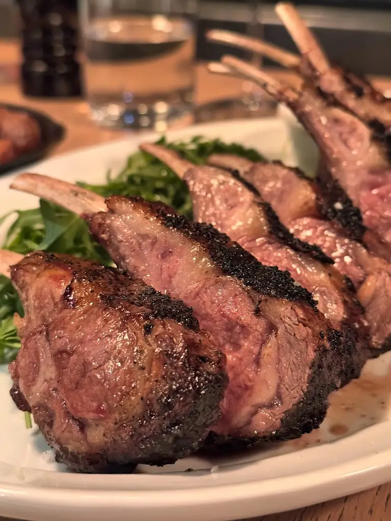 BEASTALIS ,Food for proud meat eaters_Glyfáda_slider_image_2