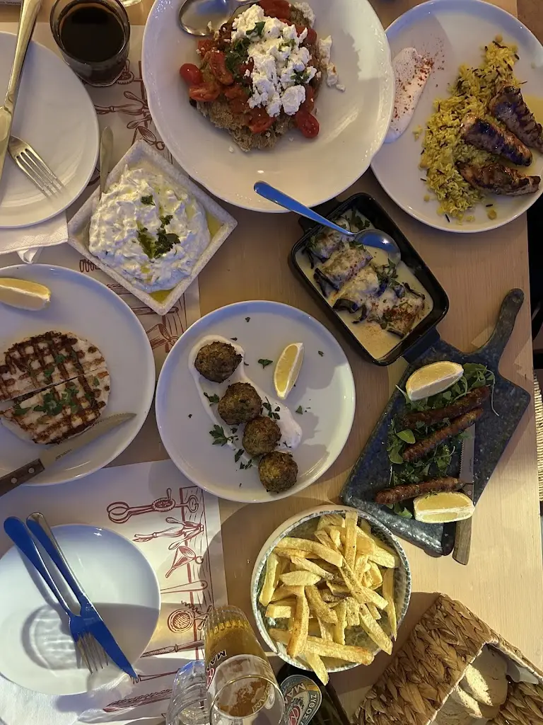 Cardamom_Chios_slider_image_2