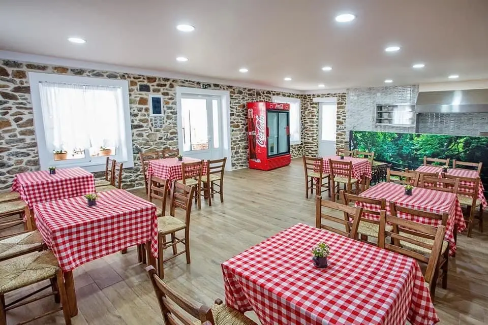 The angle of Rena Restaurant in Eleftherés