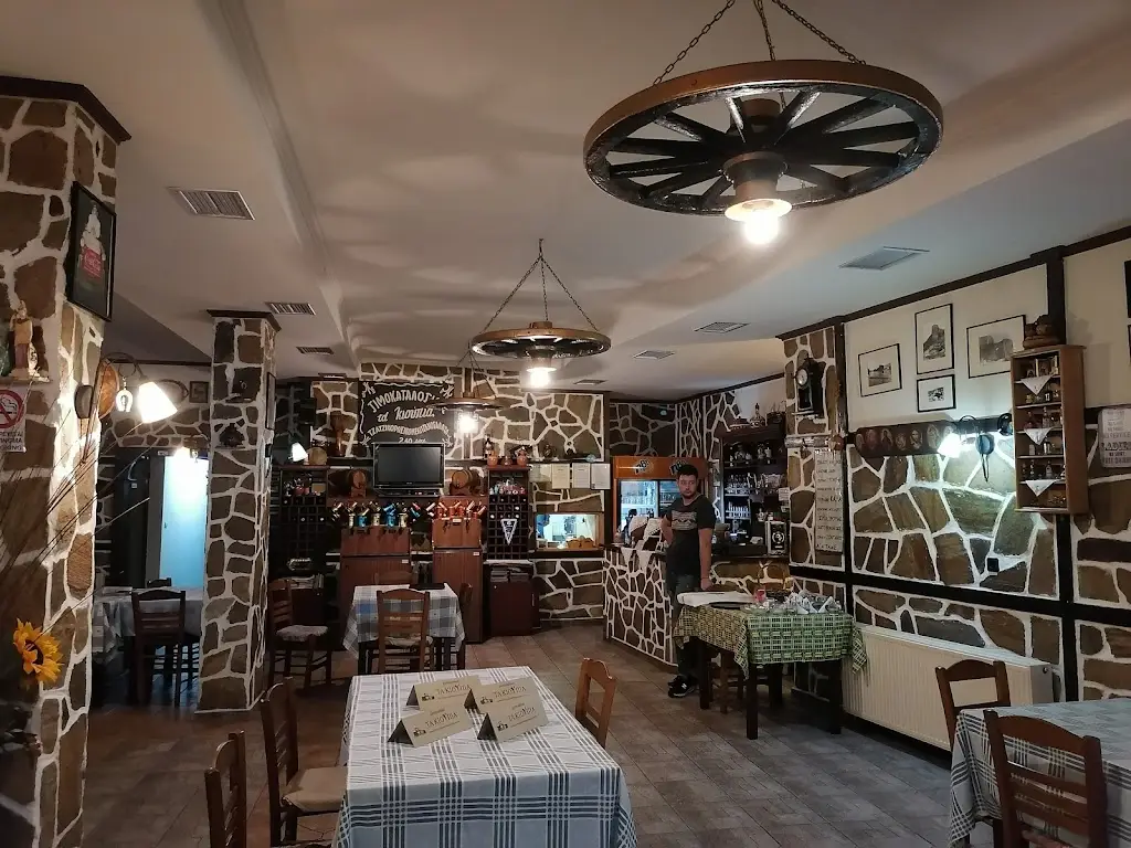 Ρετσινάδικο Τα Κιούπια_Didymóteicho_slider_image_1