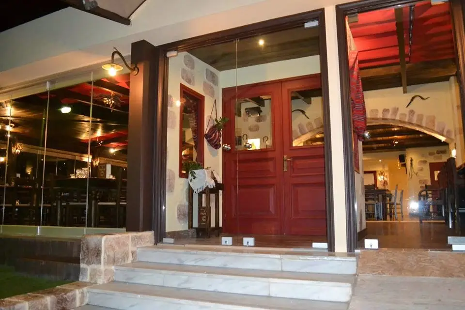 PASIPHAE_Glyfáda_slider_image_1