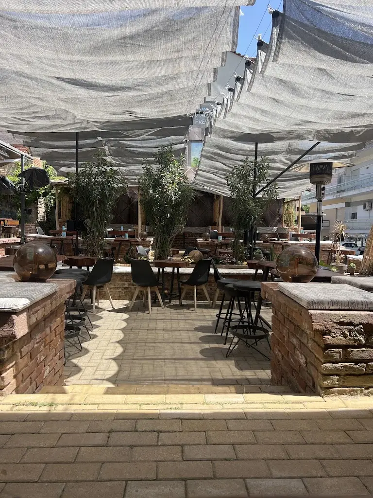 Kostas Arsenis_Music Cafe Nostos_Didymóteicho_Bewertung