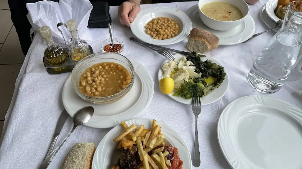 Fivos Tsaravopoulos_Η Θρακιώτισα_Didymóteicho_review