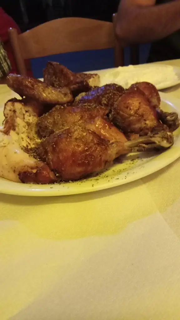 Menü_Chickens Babis_Chrysoúpolis_Bild_7