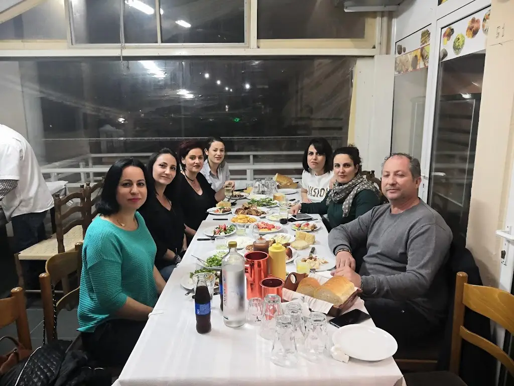 Chickens Babis_Chrysoúpolis_slider_image_3