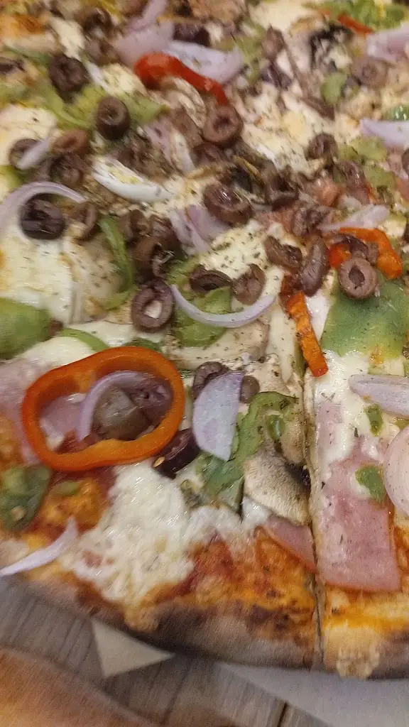 Babis_Pizzadwra_Chrysoúpolis_Bewertung