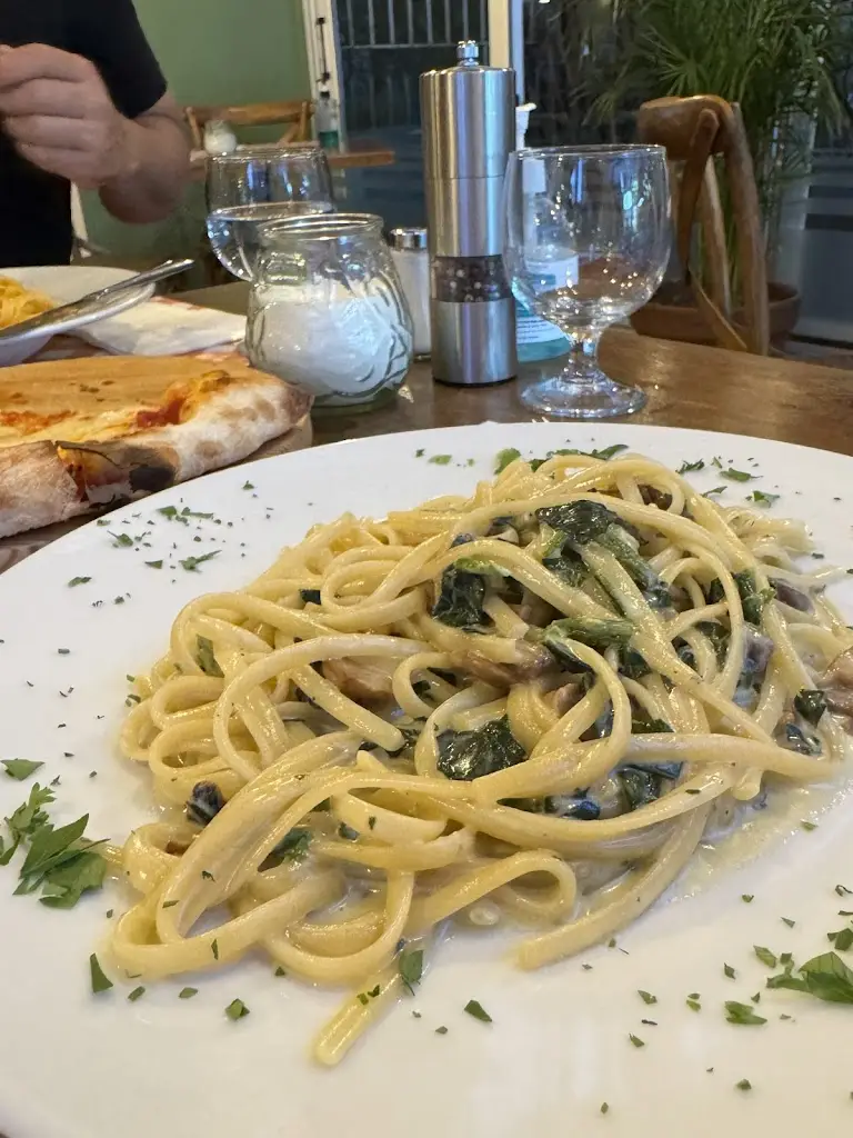 Adriana Nakamura_Pasta Viva_Glyfáda_review