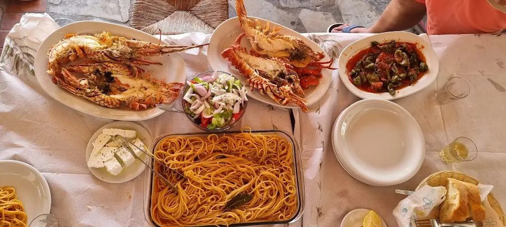 Delphinákia Restaurant in Fournoi Korseon