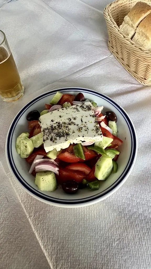 Chris Greenfield_Nikos Tzenh Taverna_Fournoi Korseon_review