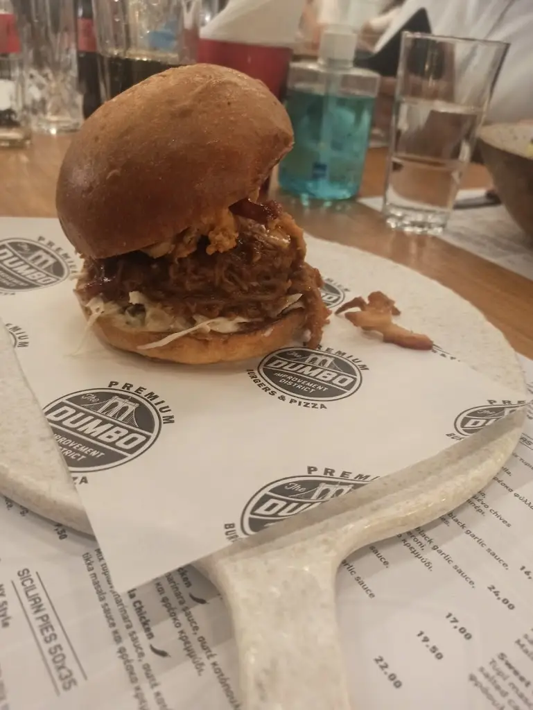 Alexandros Yfantis_Dumbo_Glyfáda_Bewertung