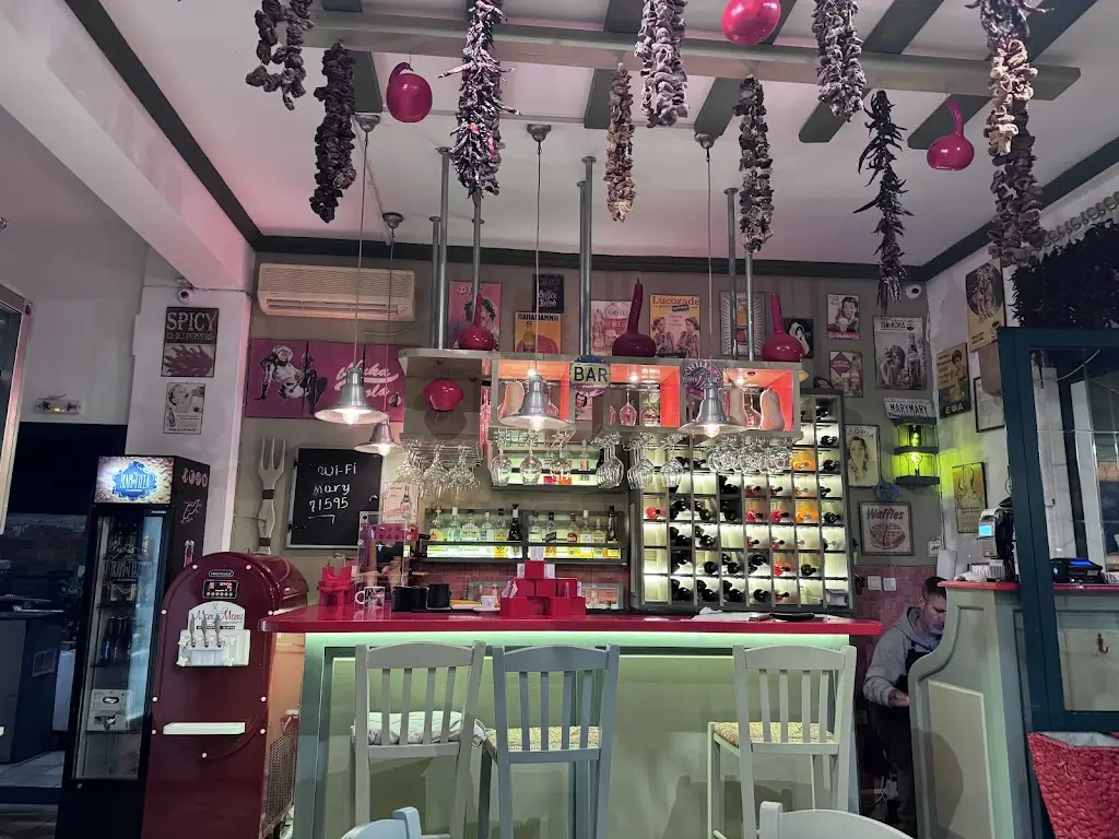 Mary Mary_Ikaria_slider_image_3