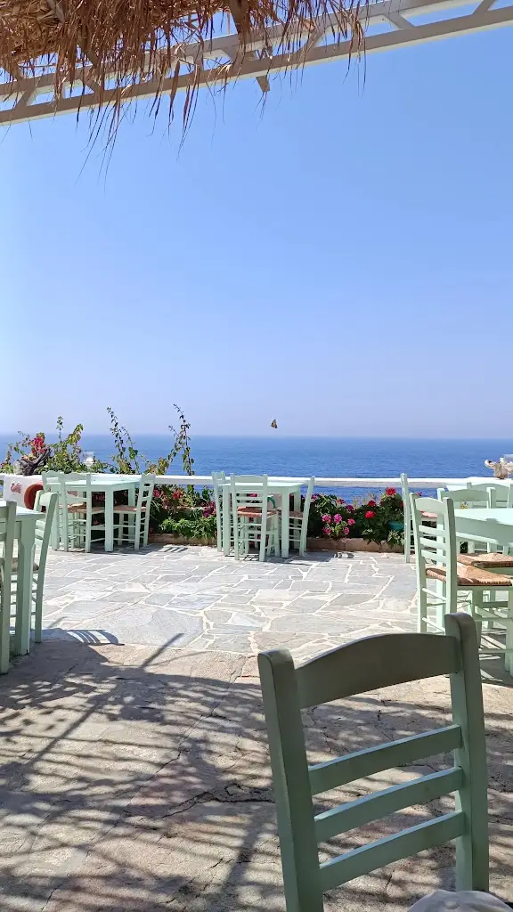 Thea's Restaurant & Rooms_Ikaria_slider_image_2