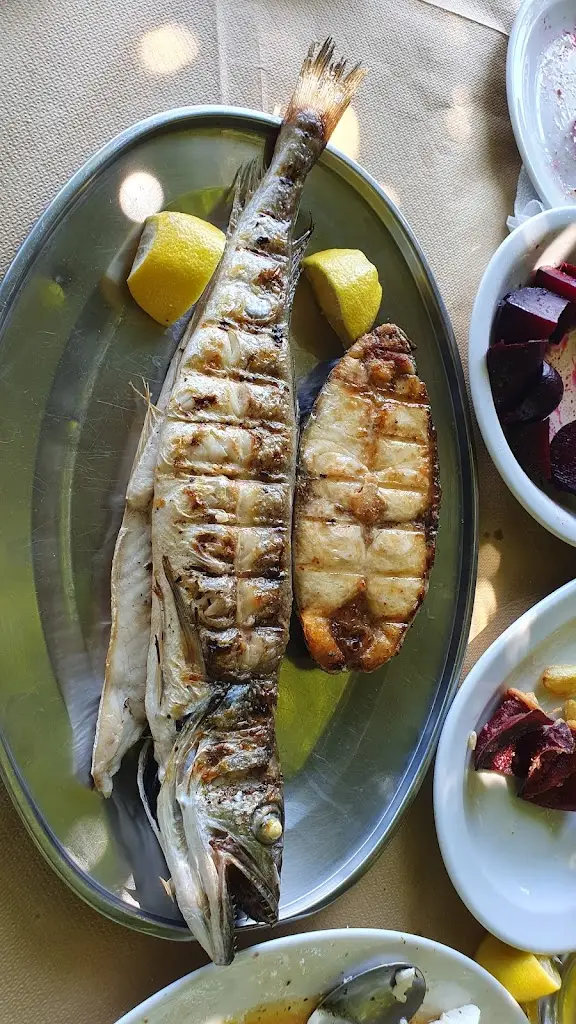 Menü_Akrogiali Taverna_Kamariótissa_Bild_6