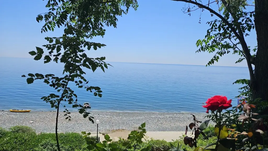 Deea Mzk_Akrogiali Taverna_Kamariótissa_Bewertung