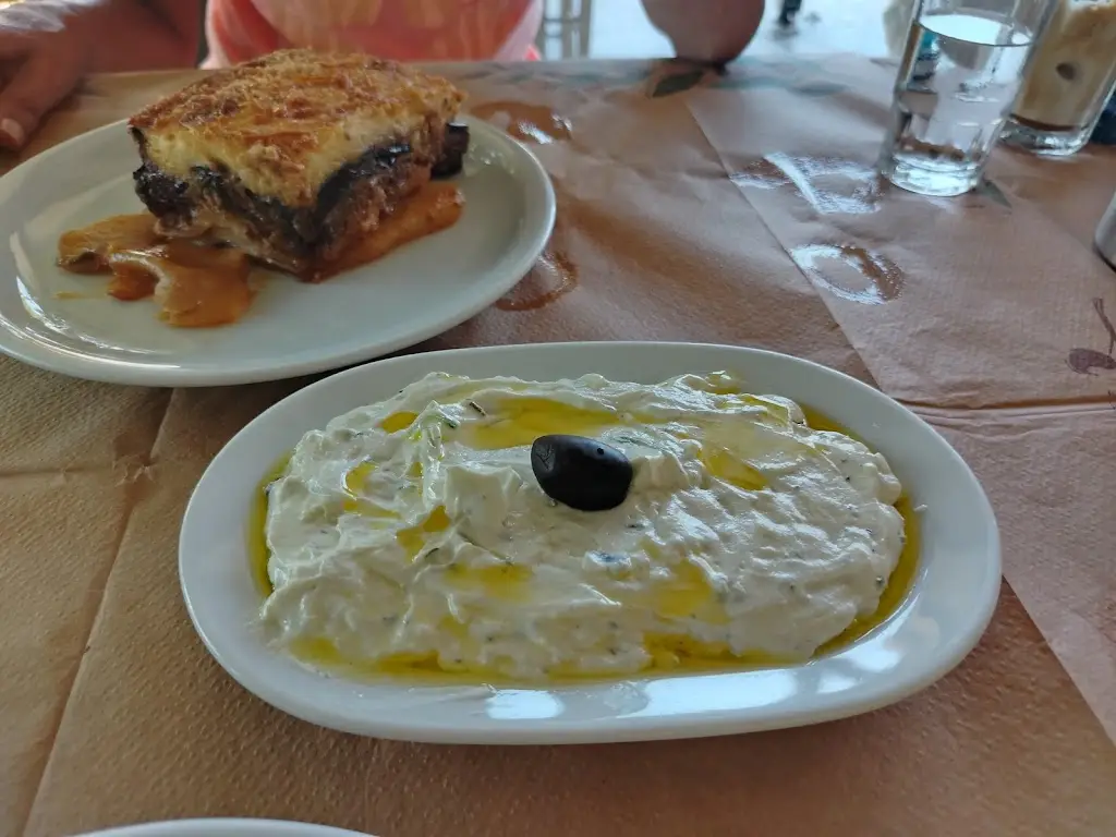 ivan mts mts_Στα Καλά Καθούμενα_Kamariótissa_review