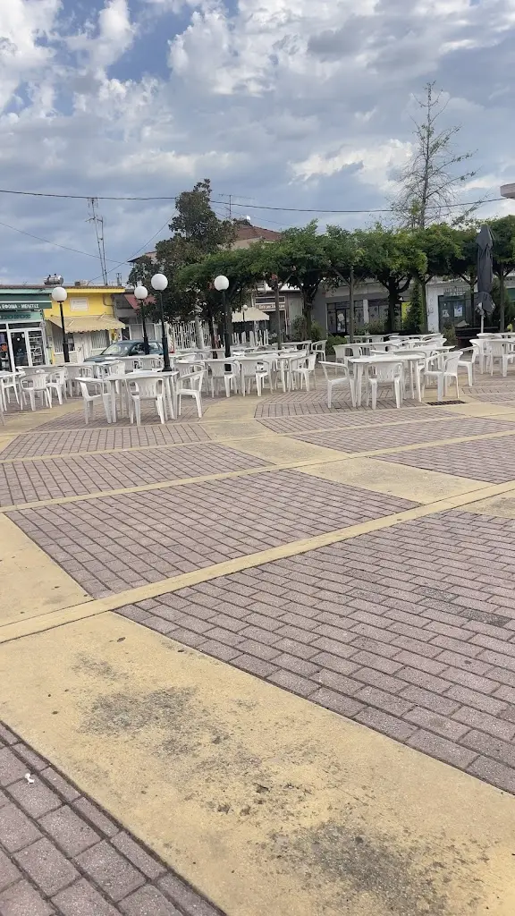 Marios Theos_ΤΑΒΕΡΝΑ ΕΝΑ ΚΙ ΕΝΑ_Kalampáki_Bewertung