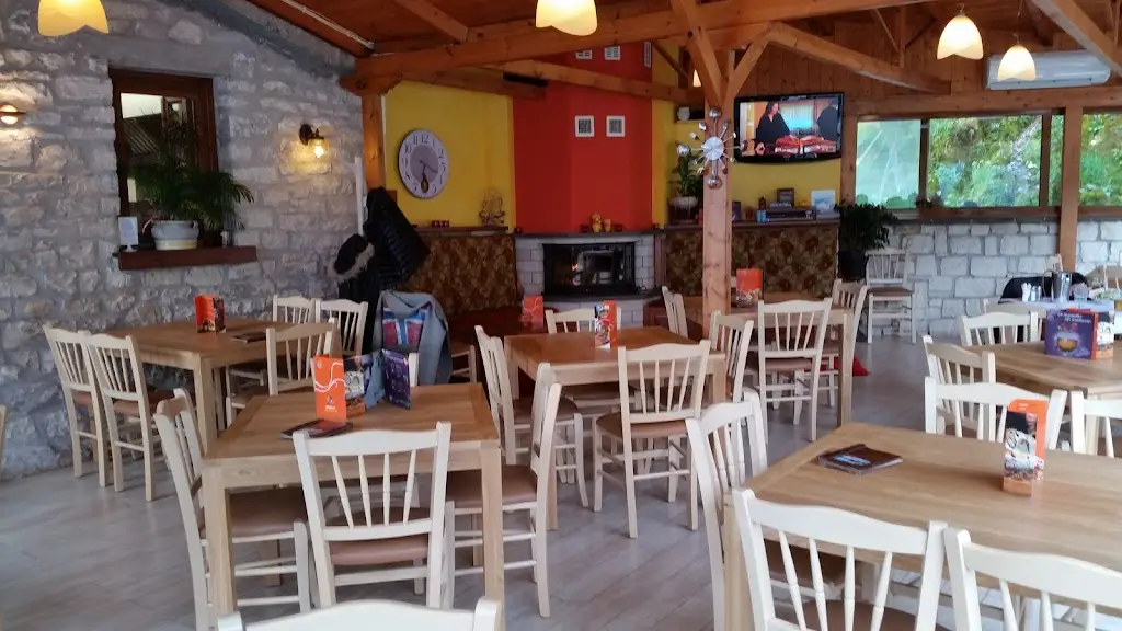 Piges Vellas Restaurant Ioannina_Kalampáki_slider_image_1