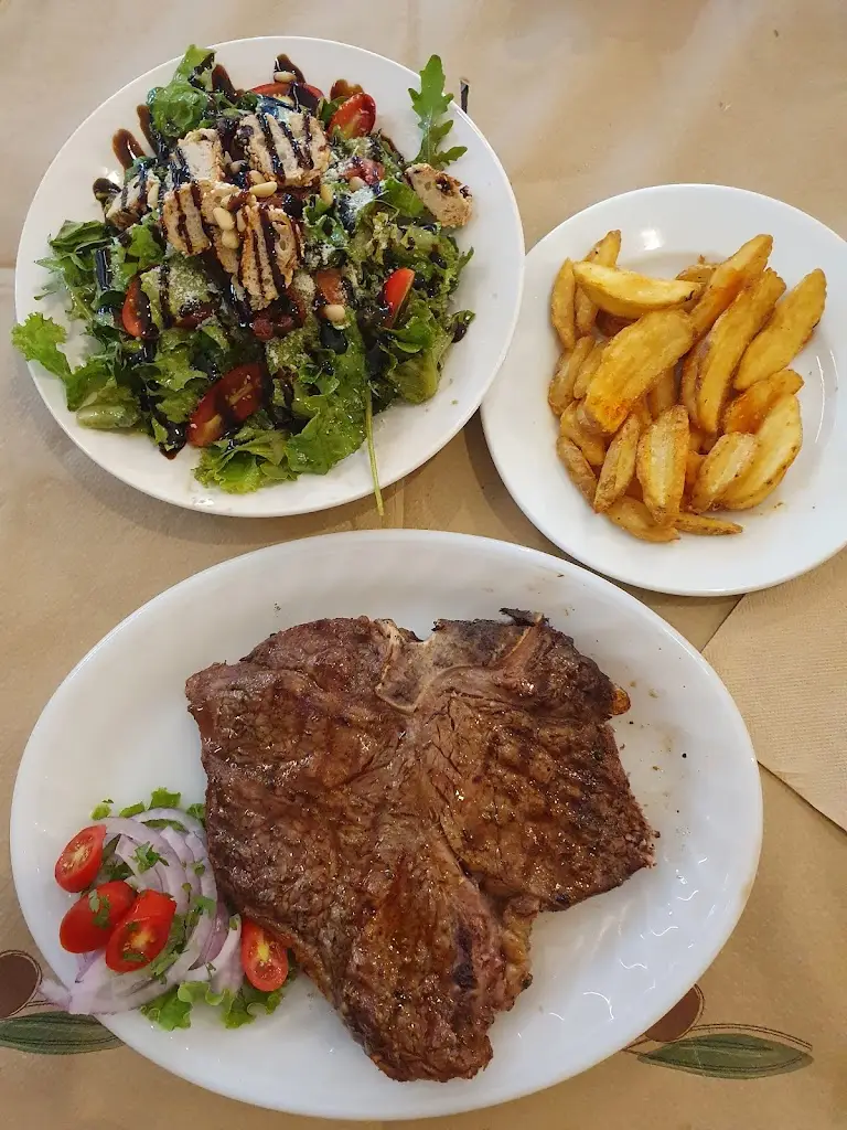 Agrampelon (Αγράμπελον) restaurante en Kalampáki