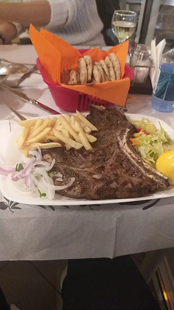 ευανθια κεχαγια_Pol_Kalampáki_review