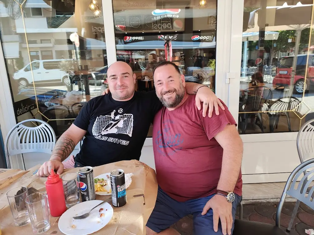 Delicious snack bar_Kalampáki_slider_image_3